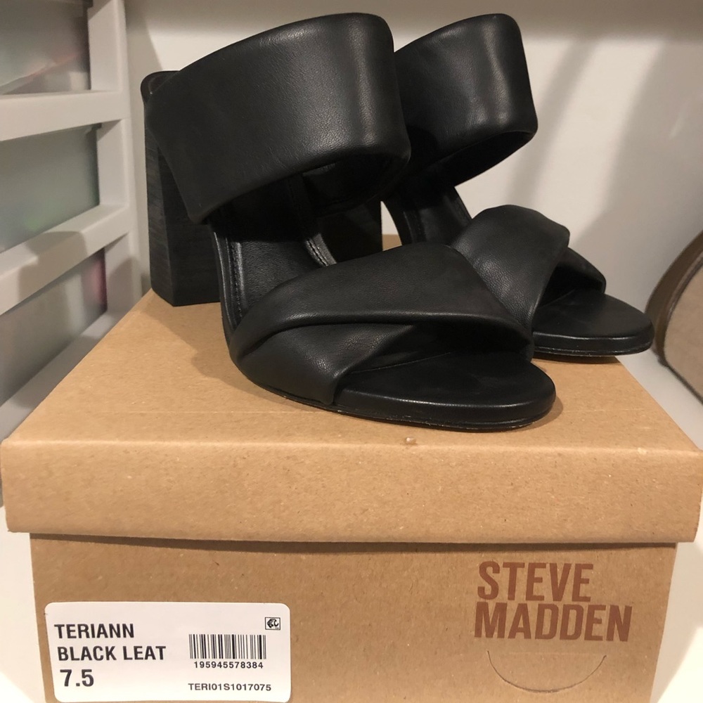 NWT Steve Madden leather heels size 7.5